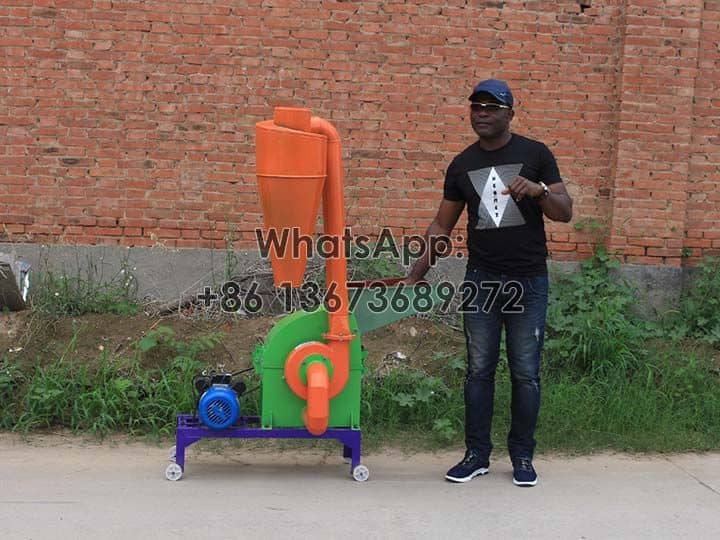 Nigeria customer with thw 9fq hammer mill machine