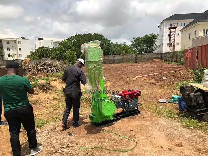 Moedor de ração para frango