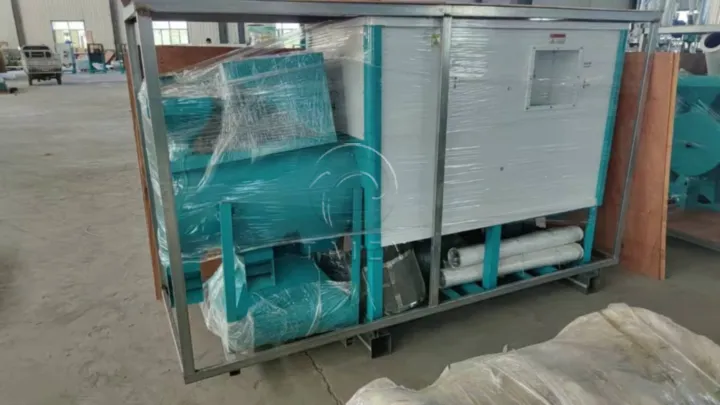 Export Of T3-B Corn Grits Machine To Mexico 2 Corn grits machine for wooden packing